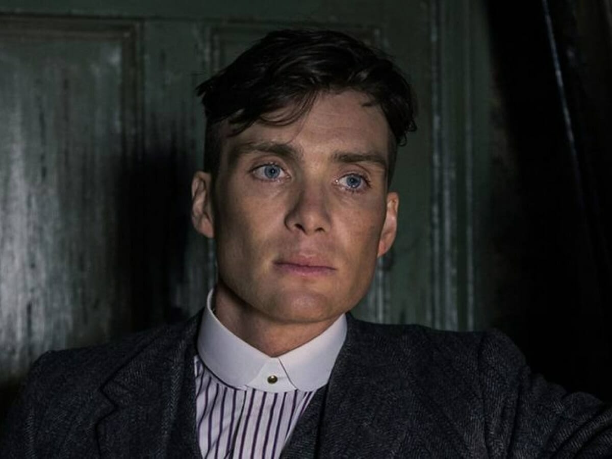 Cillian Murphy como Tommy Shelby em Peaky Blinders.