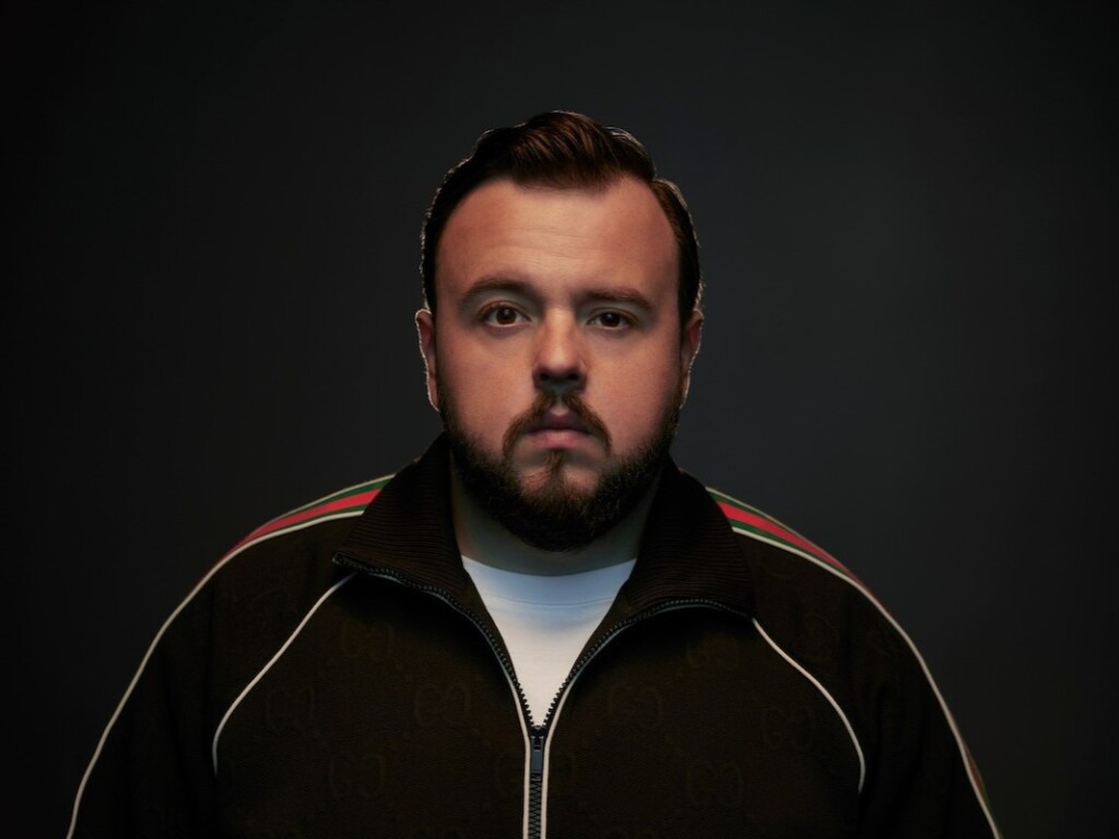 John Bradley é Jack Rooney
