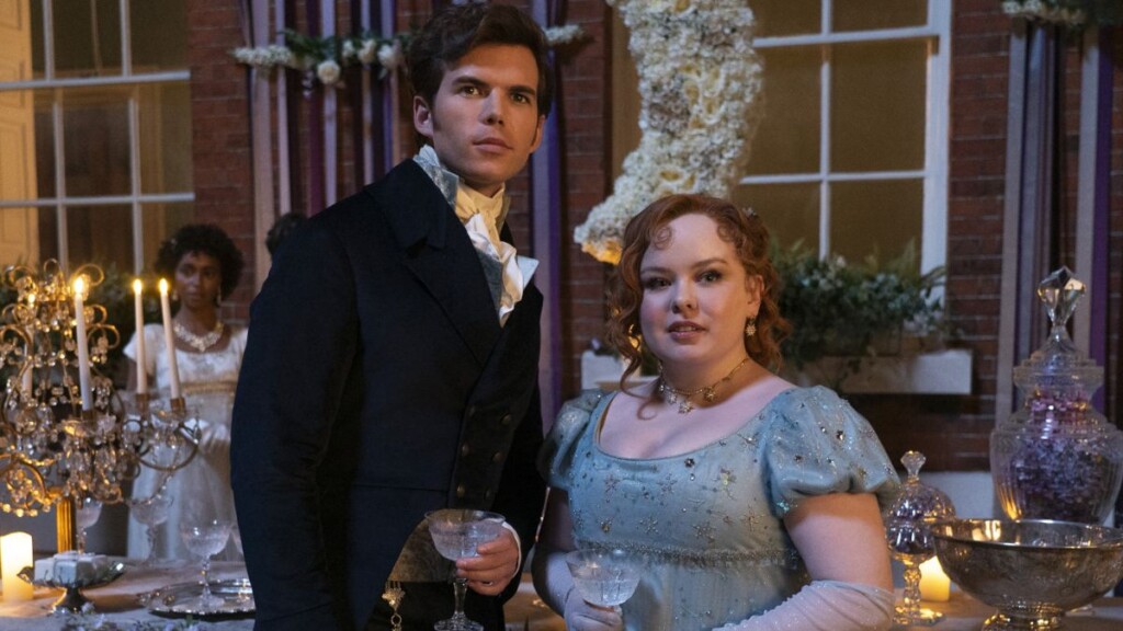 Luke Newton e Nicola Coughlan em Bridgerton