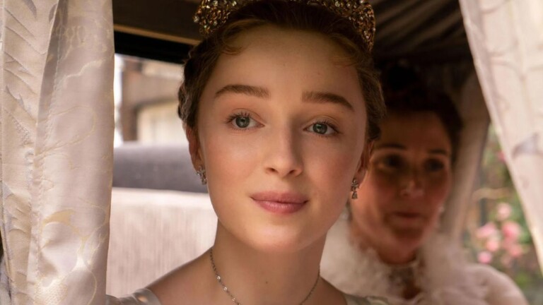 Phoebe Dynevor como Daphne Bridgerton