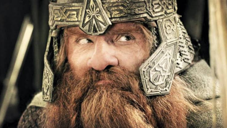 Ator mais alto de O Senhor dos Anéis interpretou anão em filme da saga