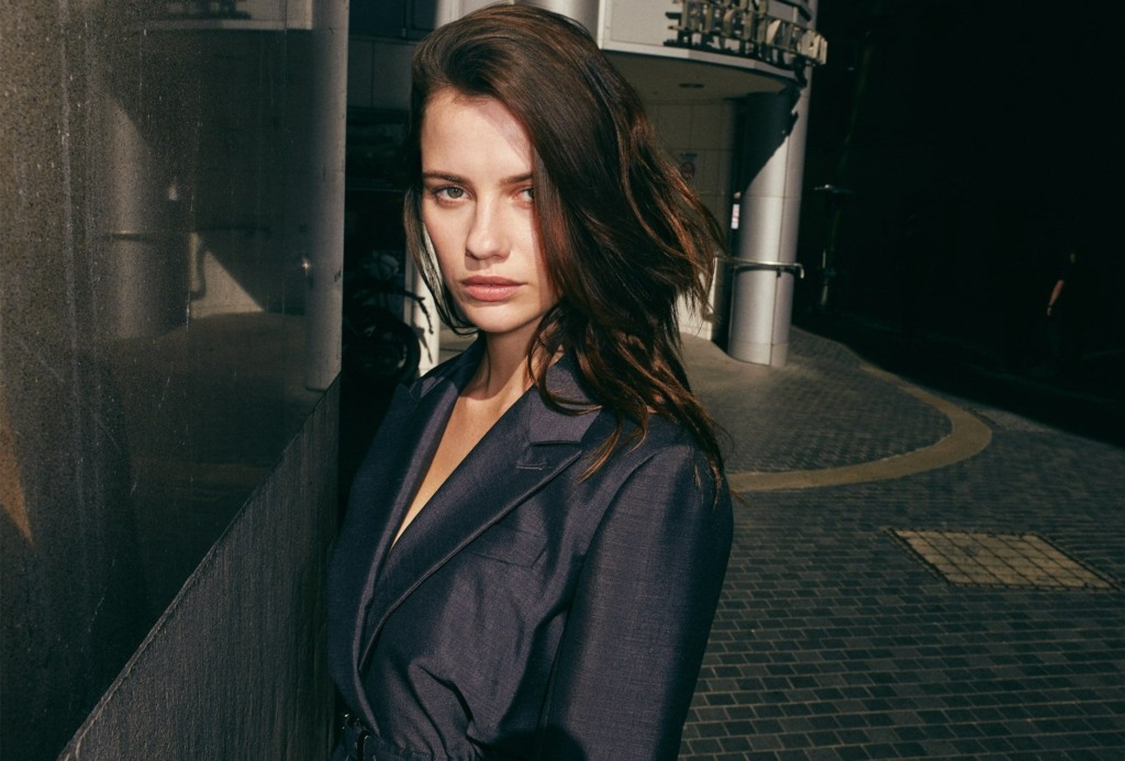 Lily Sullivan Lily Sullivan