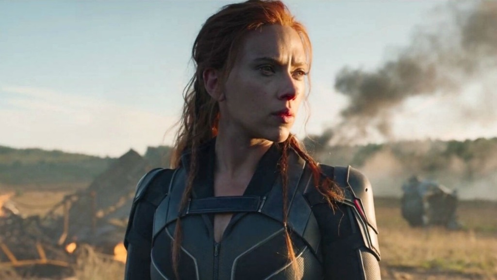 Scarlett Johansson como a Viúva Negra