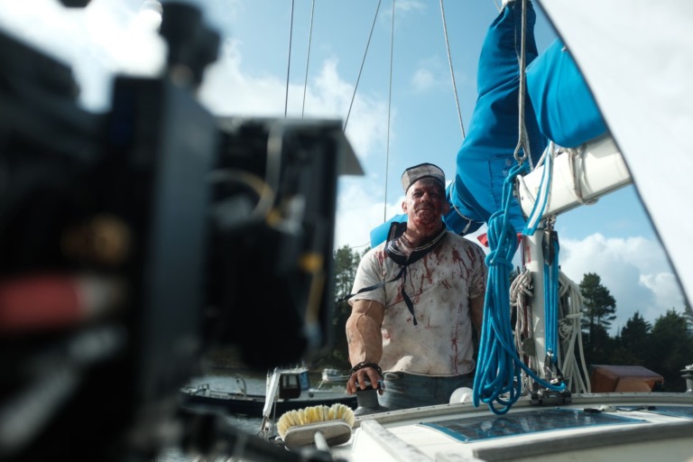 Filme de terror com Popeye ganha nova imagem sangrenta