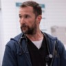 Imagens da 2ª temporada de The Pitt revelam novo médico e primeira cirurgia emocionante