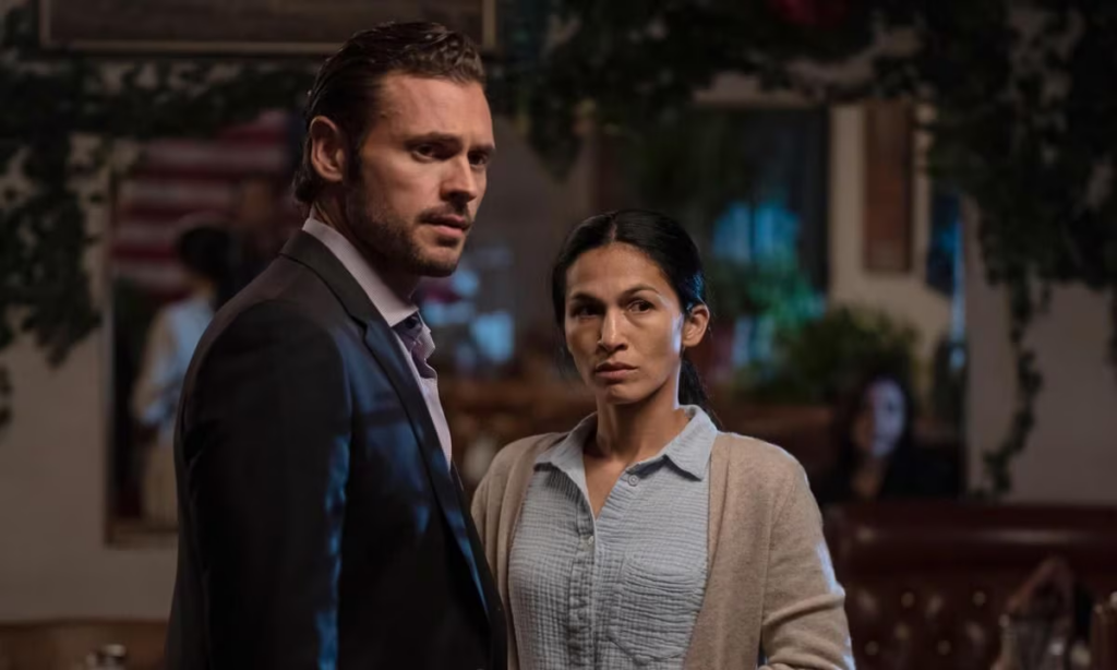 Adan Canto em A Faxineira, disponível na Max