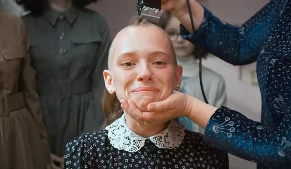 Cena da série Nada Ortodoxa da Netflix