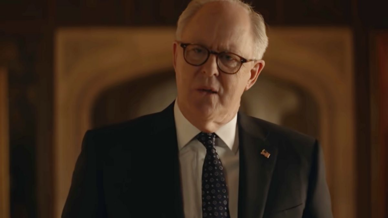 John Lithgow como o novo diretor de Hogwarts