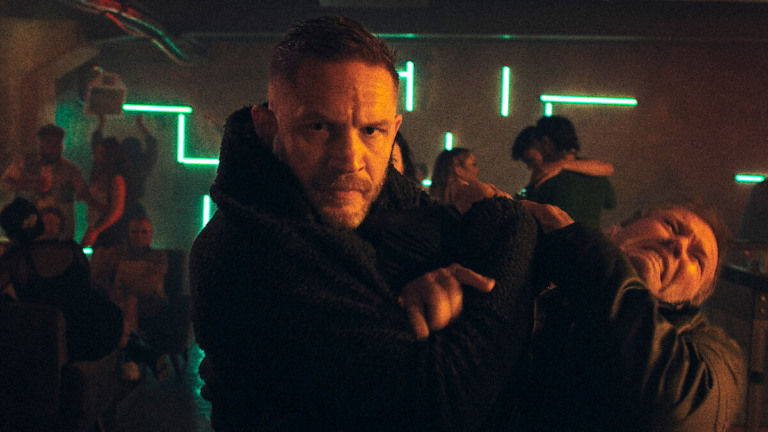 Diretor de Caos e Destruição revela o destino do personagem de Tom Hardy