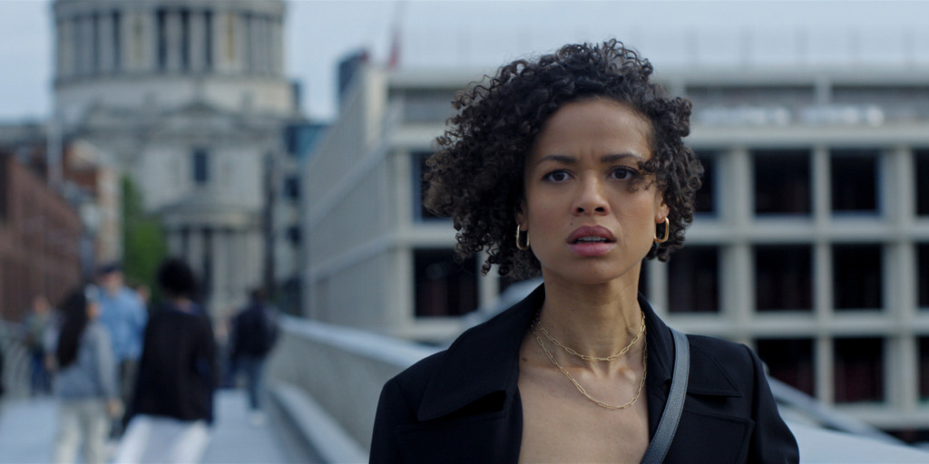 Gugu Mbatha-Raw em Superfície
