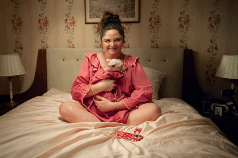 Too Much: conheça as histórias reais que inspiraram a série da Netflix Too Much: conheça as histórias reais que inspiraram a série da Netflix
