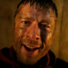 O Concorrente: Adaptação de Stephen King com Glen Powell tem data de estreia adiada no Brasil