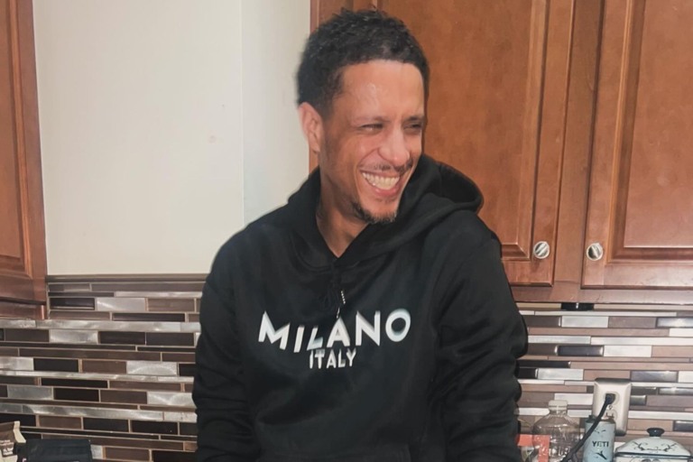 Morre Floyd Roger Myers Jr., de Um Maluco no Pedaço, aos 42 anos Morre Floyd Roger Myers Jr., de Um Maluco no Pedaço, aos 42 anos