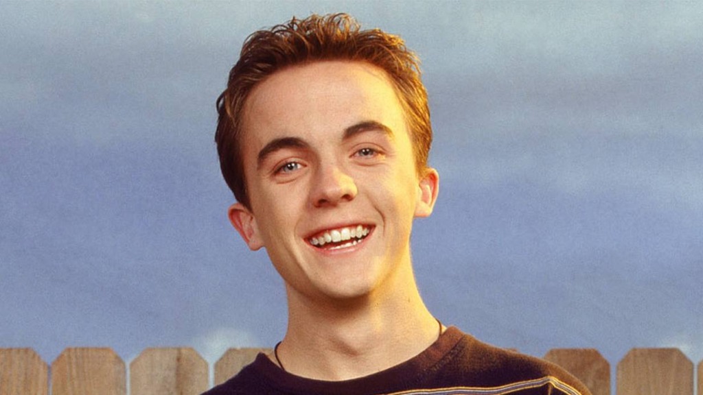 Frankie Muniz revela foto dos bastidores do reboot de Malcolm