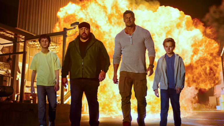 Meu Novo Amigo é um Perigo: Prime Video revela trailer explosivo do filme de ação com Alan Ritchson