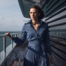 Crítica de A Mulher na Cabine 10: Suspense da Netflix perde fôlego em meio a reviravoltas previsíveis
